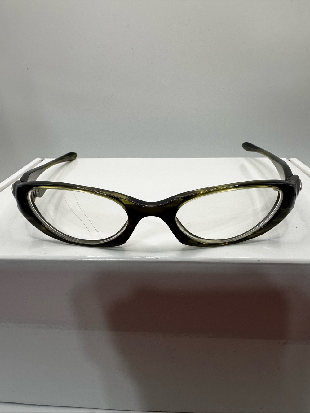 Women's Olive Green Wraparound Reading Glasses